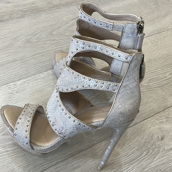 BCBGMaxAzria Beige Gold Studded Zip Up Stiletto—4.5”Heels —Size 8B— - Picture 3 of 12